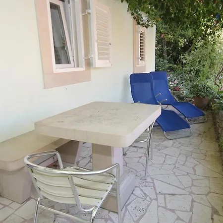 Gostinjska kuća Apartments And Rooms By The Sea Korcula - 9267