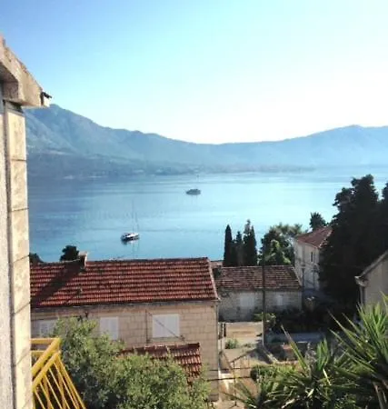 Apartments And Rooms By The Sea Korcula - 9267 Korčula