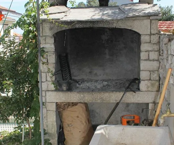 Apartments And Rooms By The Sea Korcula - 9267