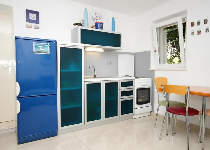 Gasthof Apartments And Rooms By The Sea Korcula - 9267 3*