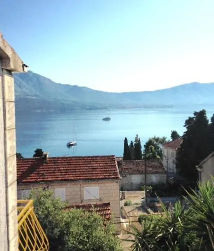 Apartments And Rooms By The Sea Korcula - 9267 Korčula